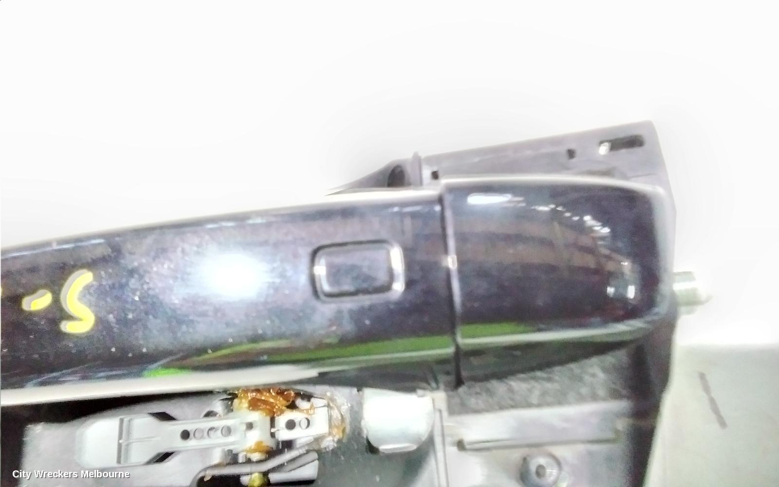 AUDI Q7 DOOR HANDLE, 4M, LH FRONT, OUTER, 07/2015 ONWARDS