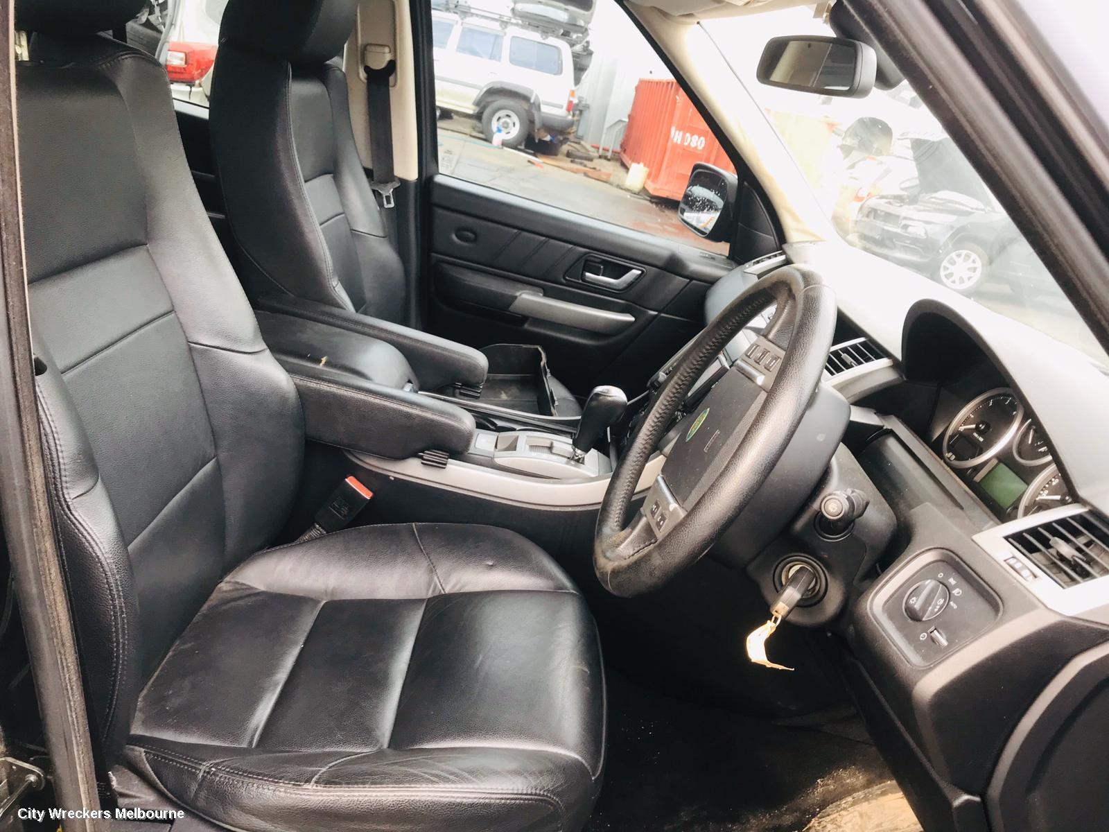 LAND ROVER RANGEROVER SPORT LEFT FRONT DOOR WINDOW, L320, 08/2005 - 12/2013