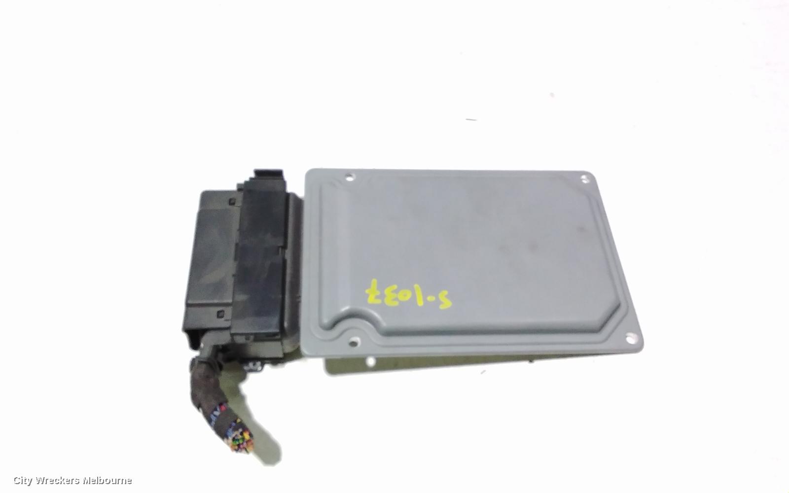VOLKSWAGEN PASSAT, 3CC, SEDAN, 08/2008 - 12/2016, 3C8 907 376 A   ELECTRONIC DAMPER CONTROL ECU : 97235