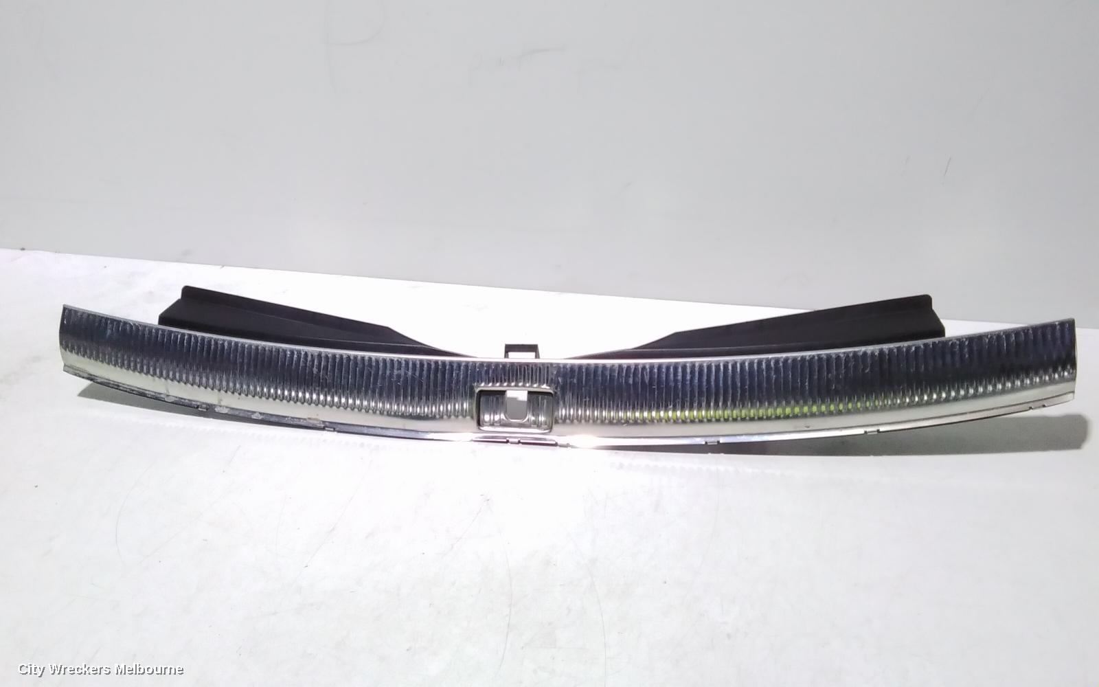 AUDI Q7 TRIM PANEL, 4L, 09/2006 - 08/2015