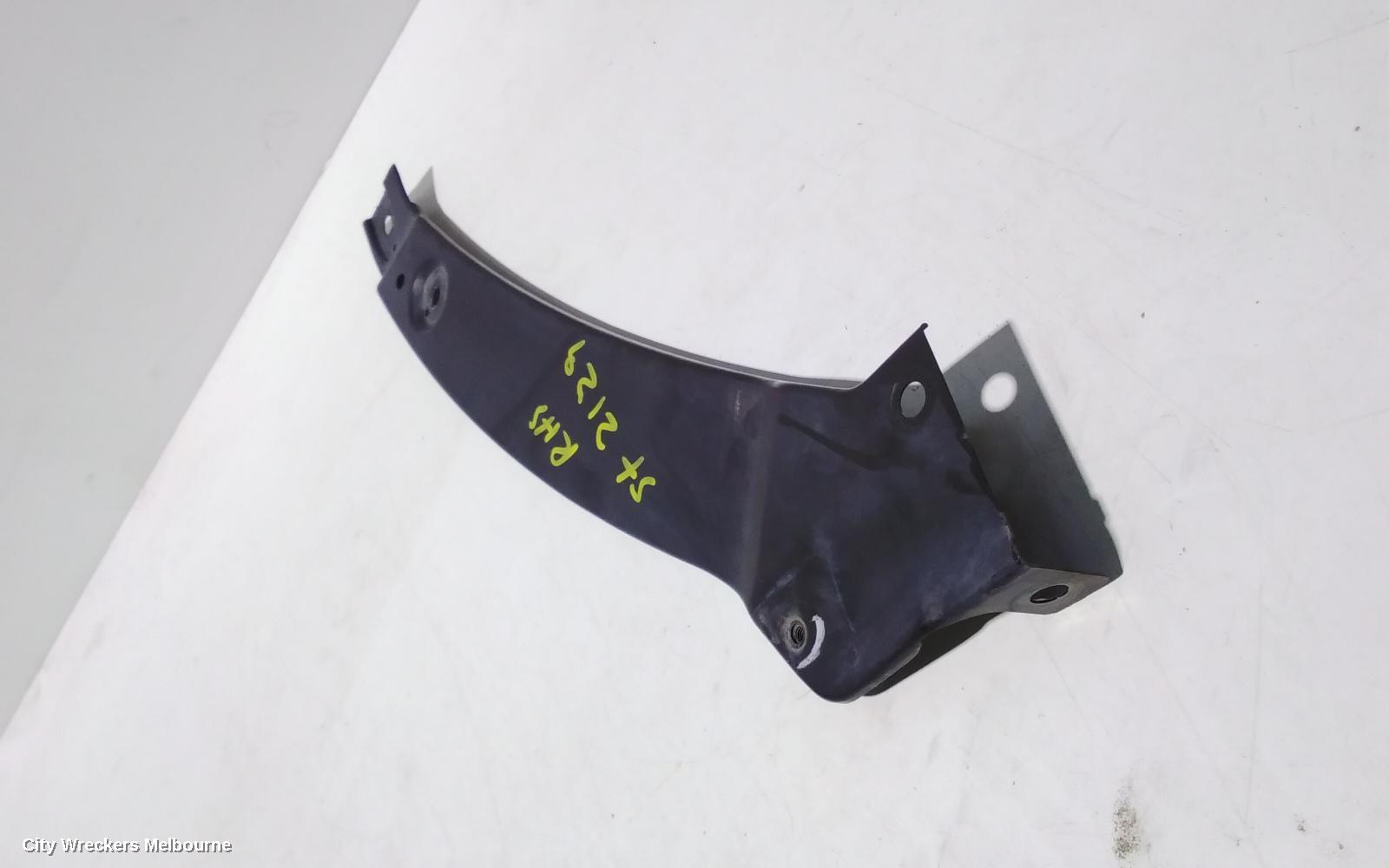 MITSUBISHI EXPRESS, SN, 03/2020 - 12/2022, RH HEADLIGHT HOLDER: 97264