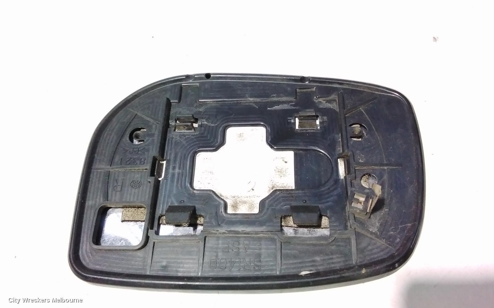 TOYOTA COROLLA RIGHT DOOR MIRROR, ZRE152/20153R, SEDAN, W/ FLASHER LAMP, 03/2010 - 12/2013