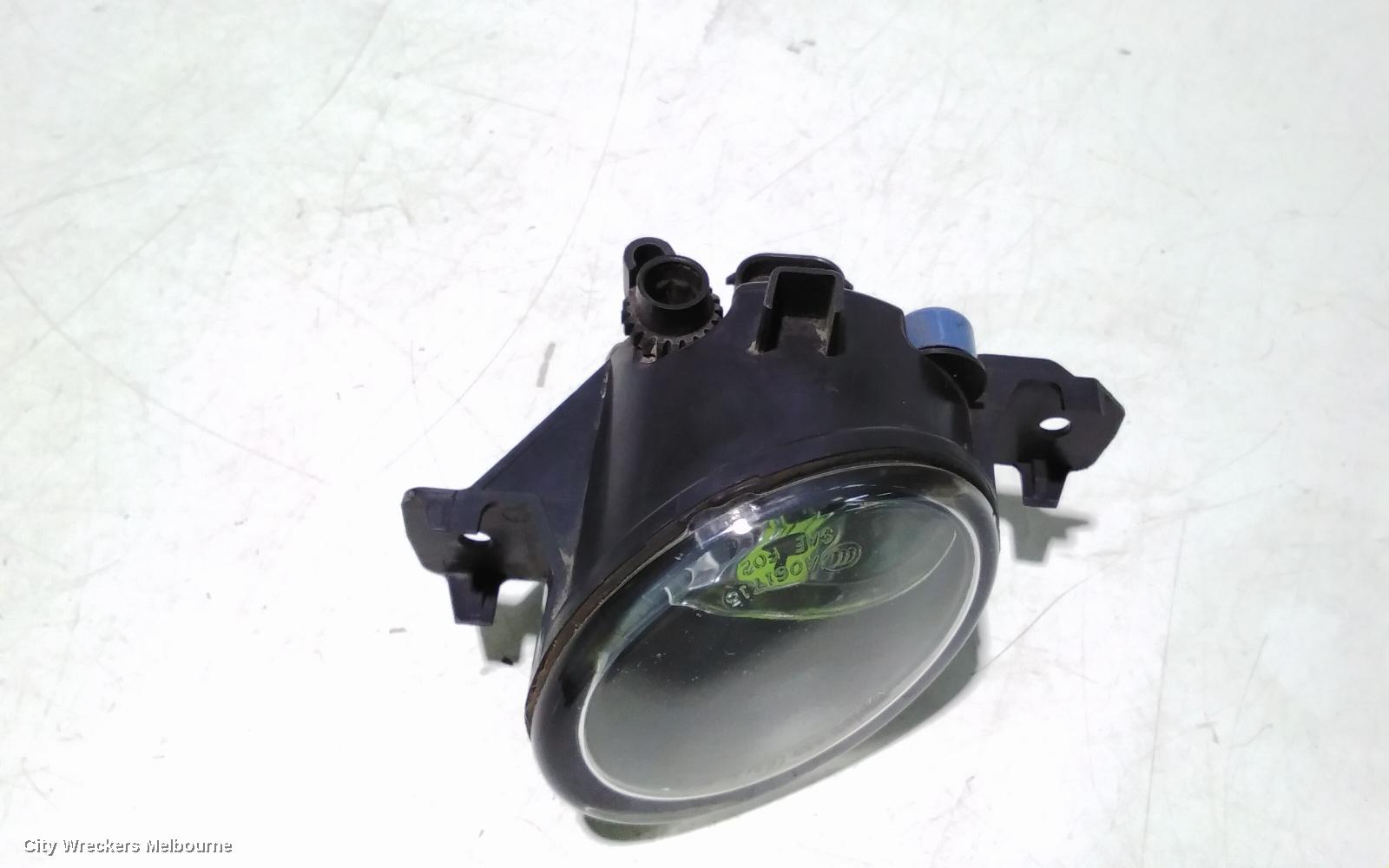 NISSAN MAXIMA RIGHT INDICATOR/FOG/SIDE, BUMPER FOGLAMP, J32, 05/2010 - 09/2014