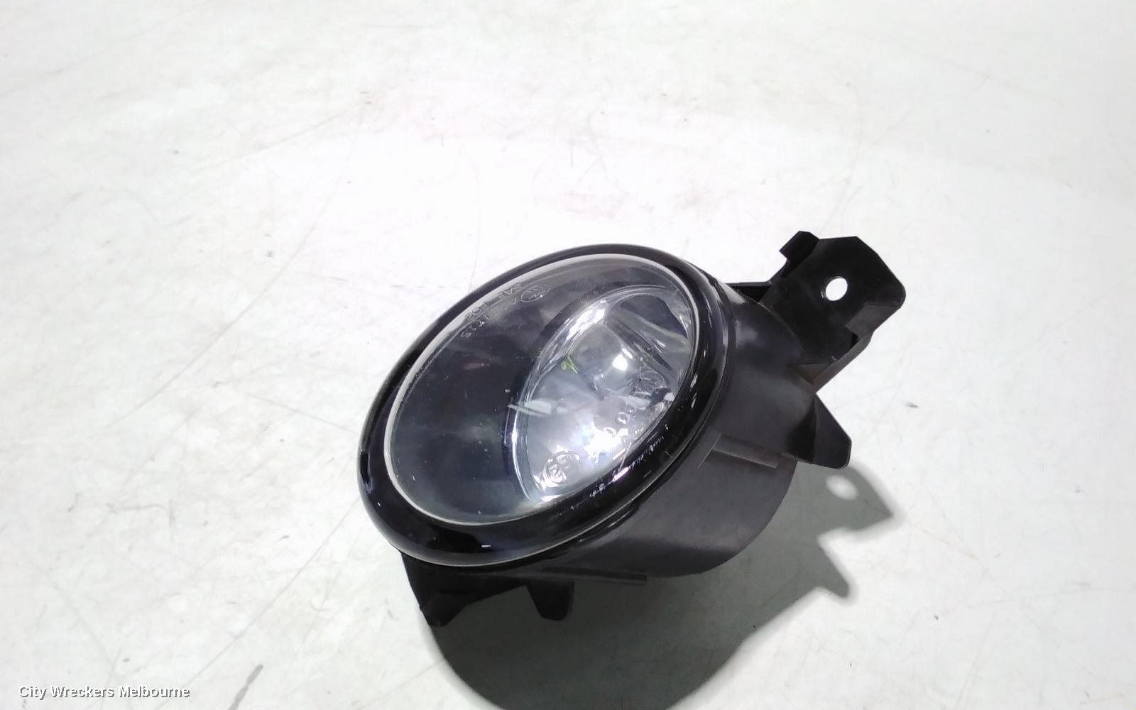 NISSAN MAXIMA RIGHT INDICATOR/FOG/SIDE, BUMPER FOGLAMP, J32, 05/2010 - 09/2014