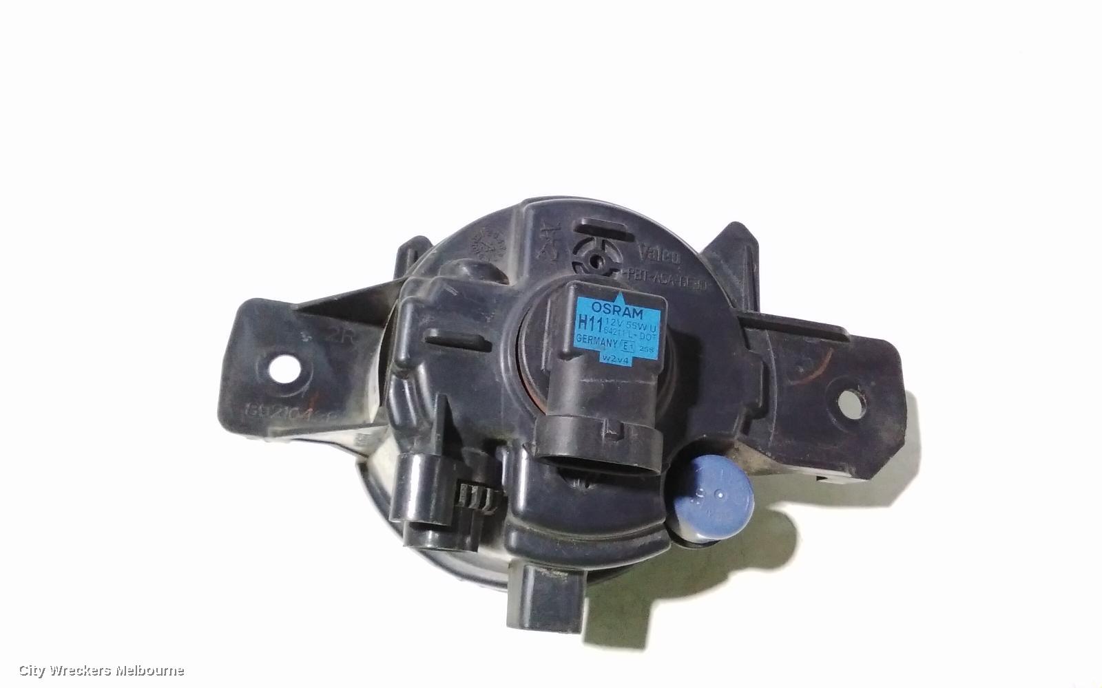 NISSAN MAXIMA RIGHT INDICATOR/FOG/SIDE, BUMPER FOGLAMP, J32, 05/2010 - 09/2014