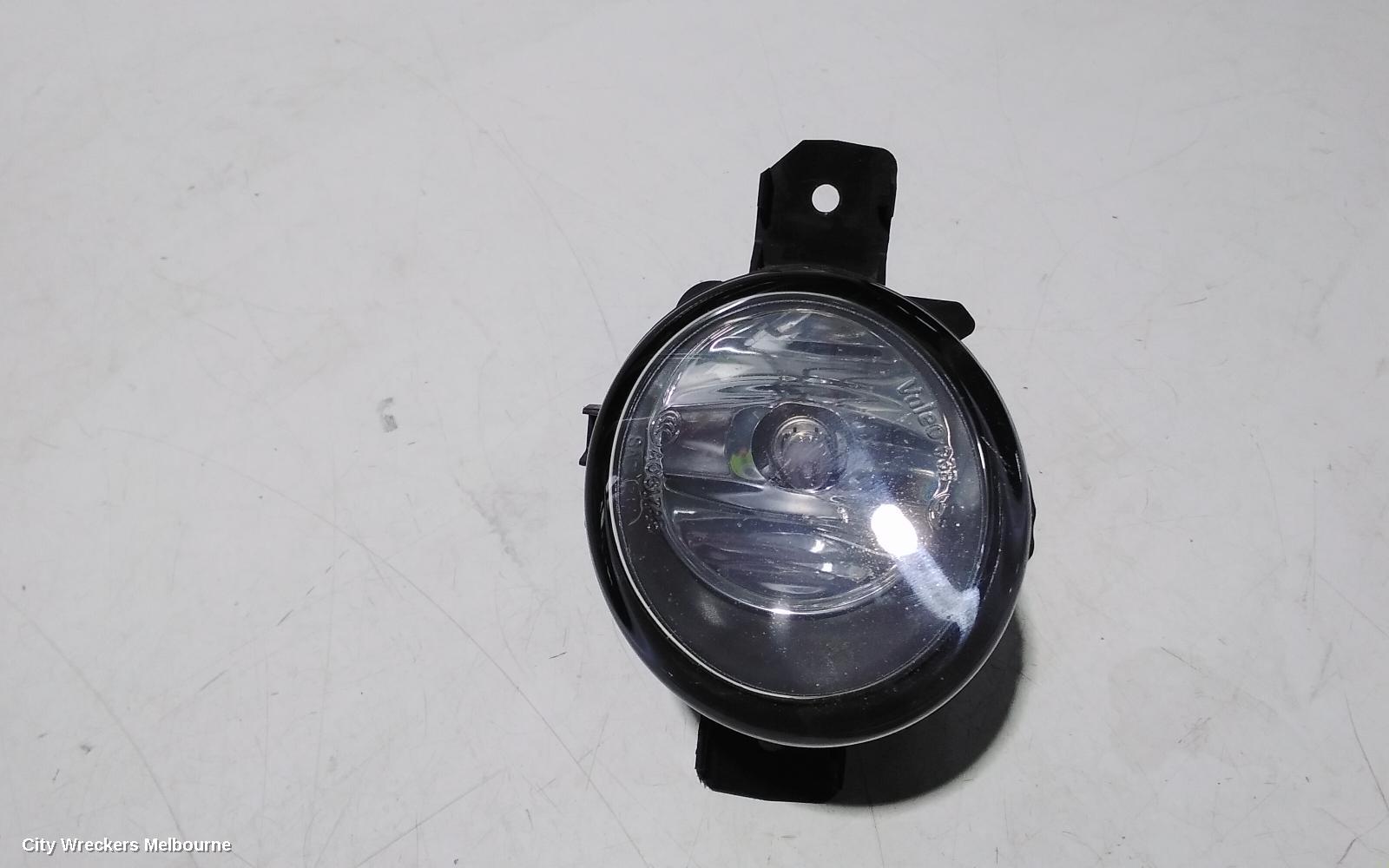 NISSAN MAXIMA RIGHT INDICATOR/FOG/SIDE, BUMPER FOGLAMP, J32, 05/2010 - 09/2014