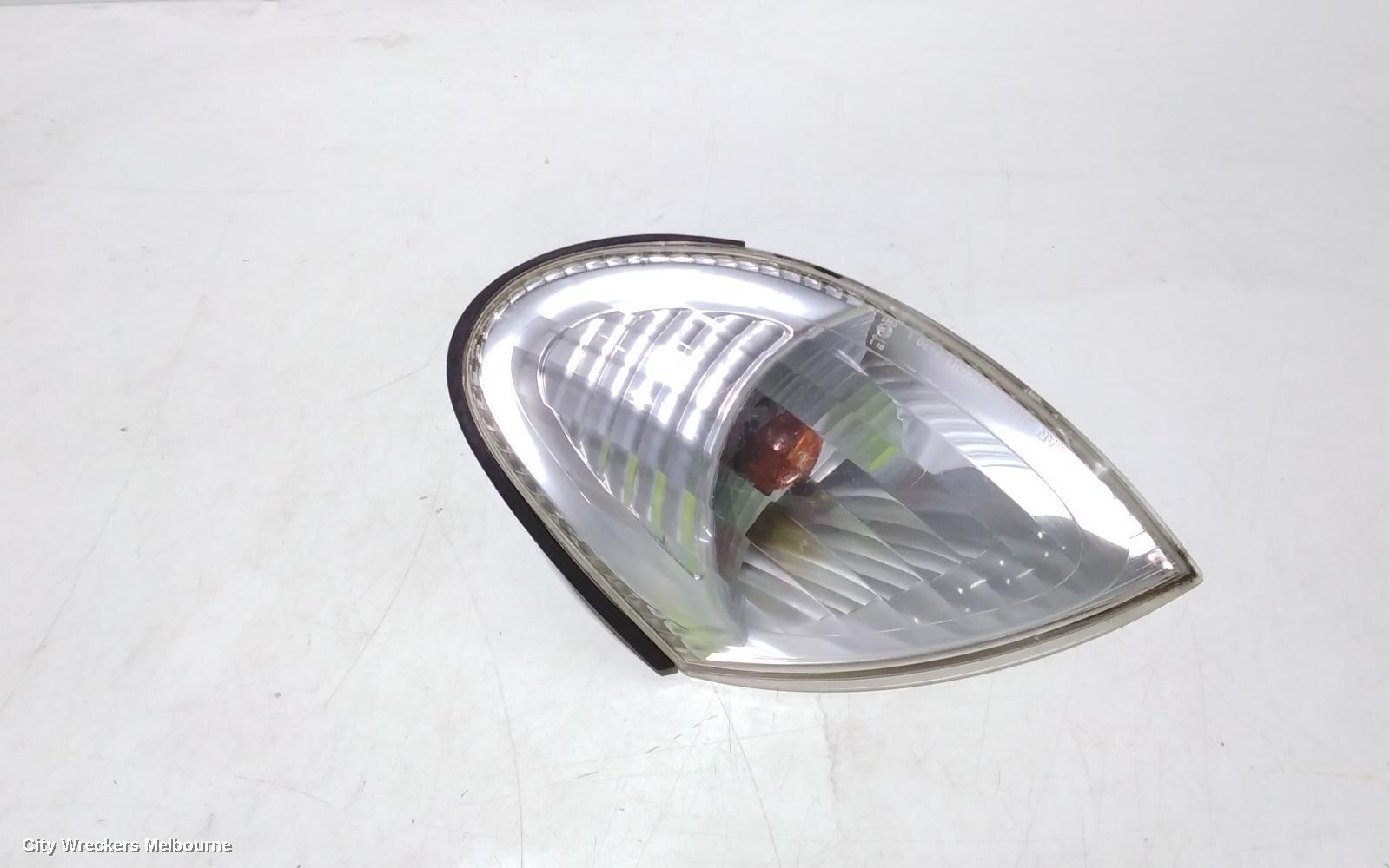 NISSAN PULSAR LEFT INDICATOR/FOG/SIDE, CORNER LIGHT, N16 SI, HATCH, 06/2001 - 12/2002