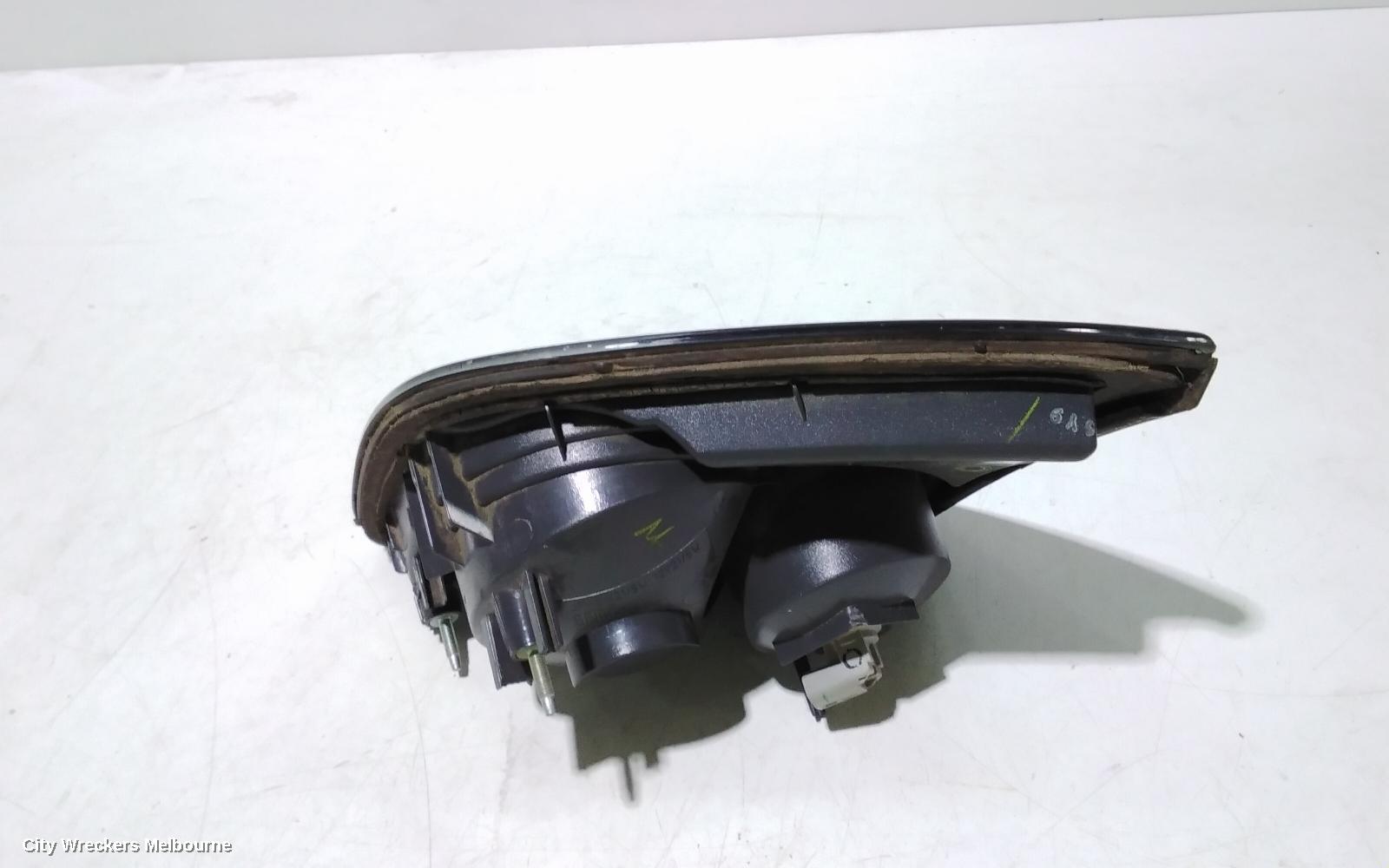 MAZDA 6 REAR GARNISH, BOOTLID LAMP (LH SIDE), GG/GY, SEDAN, 09/2002 - 07/2005