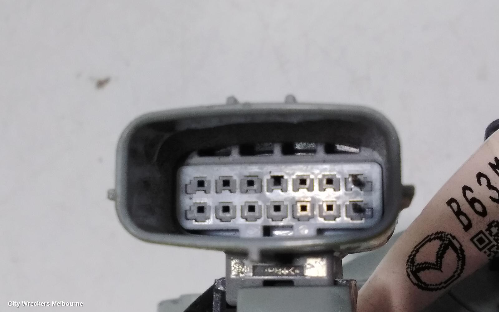 MAZDA 3 RIGHT INDICATOR/FOG/SIDE, BUMPER FLASHER, BN, 05/2016 - 02/2019