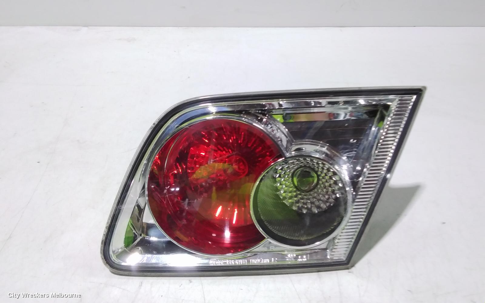 MAZDA 6 REAR GARNISH, BOOTLID LAMP (RH SIDE), GG/GY, SEDAN, 08/2005 - 11/2007