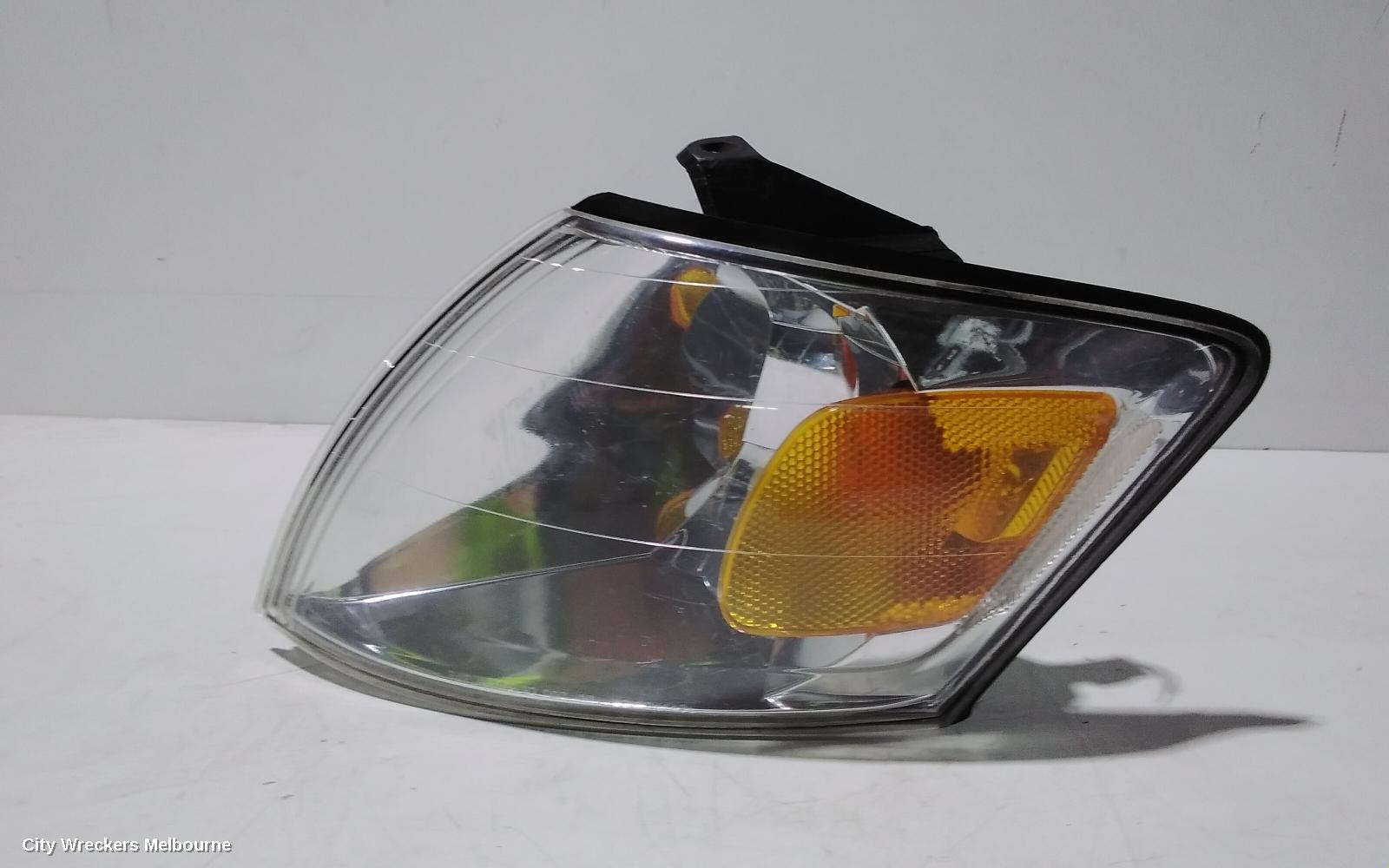 MAZDA MPV LEFT INDICATOR/FOG/SIDE, CORNER LAMP, LW, 08/1999 - 05/2002