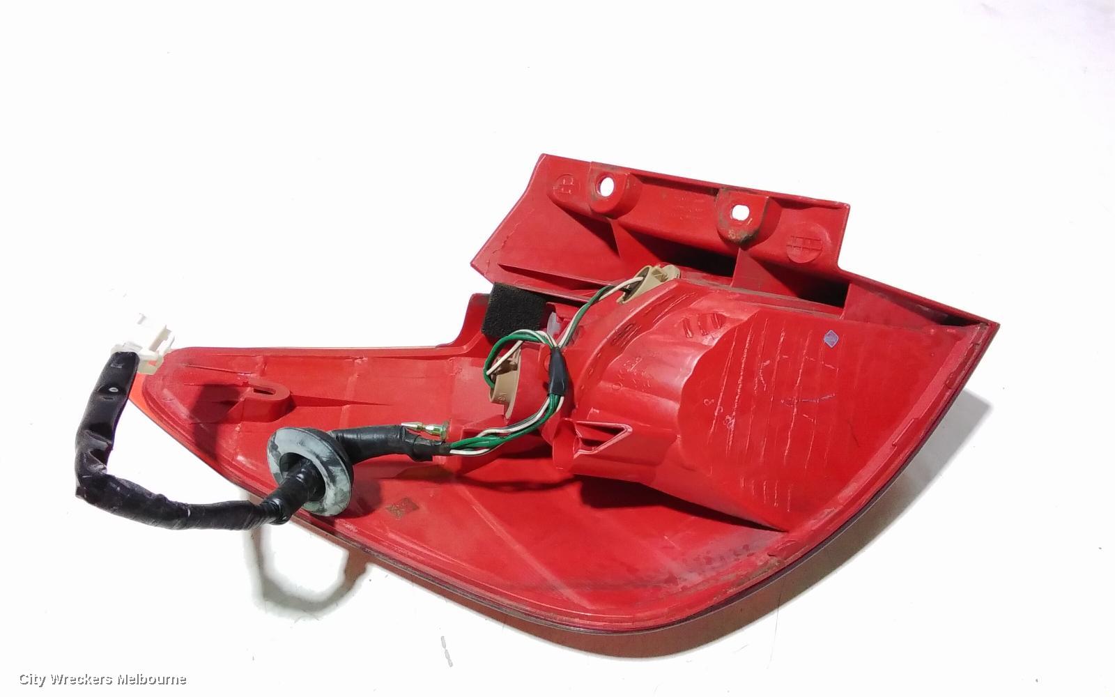 TOYOTA CALDINA RIGHT TAILLIGHT, T240, RED TYPE, LENS# 21-57, 02-04 (IMPORT)