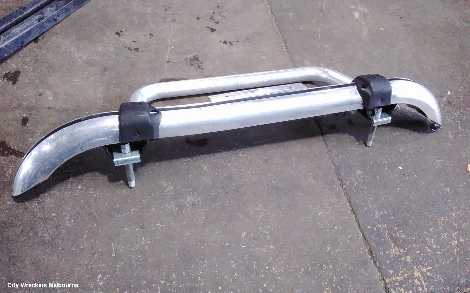 TOYOTA HIACE FRONT BUMPER, NUDGE BAR, TRH/KDH, 08/2010 - 03/2014