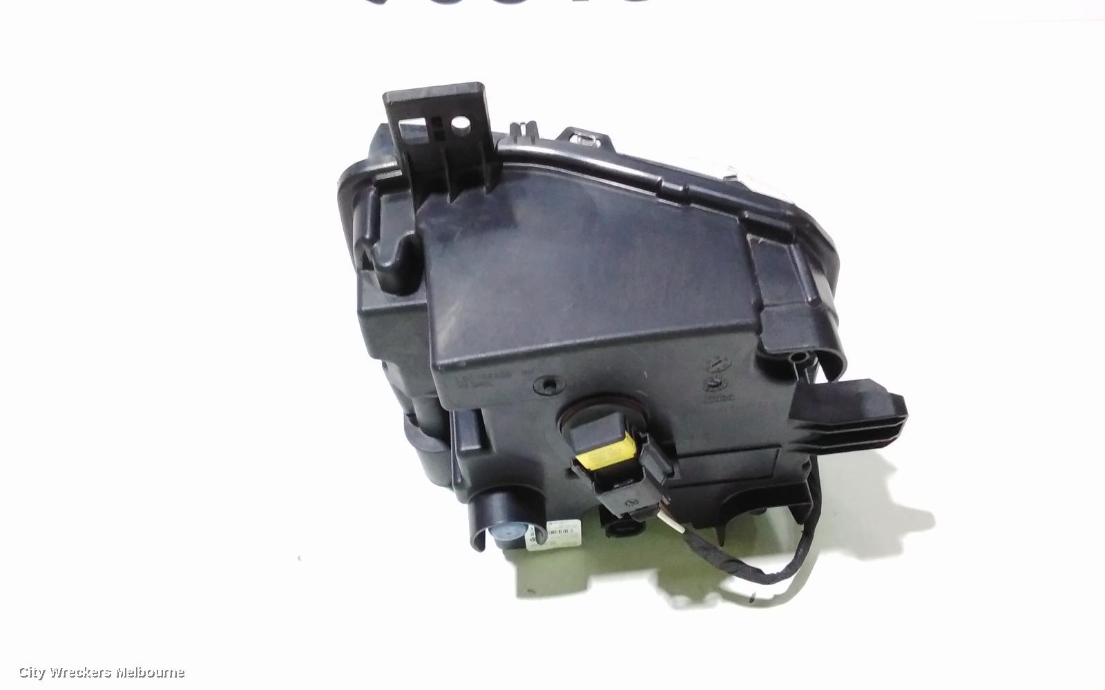 VOLKSWAGEN T-CROSS RIGHT INDICATOR/FOG/SIDE, BUMPER FOGLAMP, HALOGEN, C1, 01/2020 ONWARDS