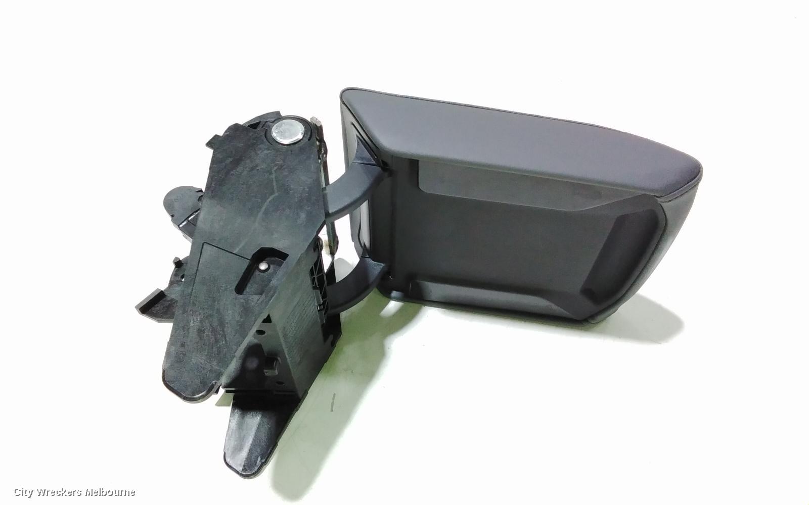 VOLKSWAGEN T-CROSS CONSOLE, C1, 01/2020 ONWARDS