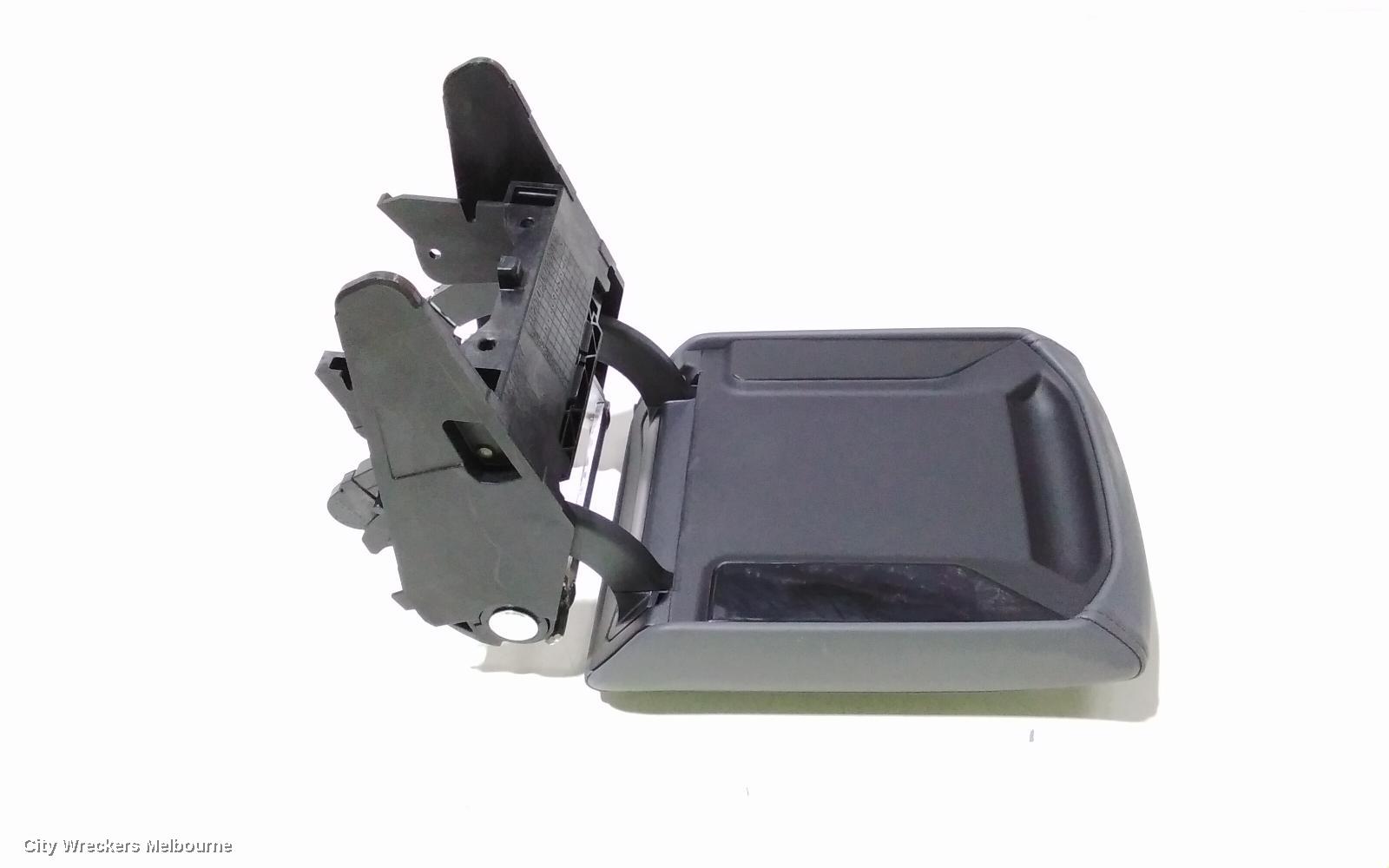 VOLKSWAGEN T-CROSS CONSOLE, C1, 01/2020 ONWARDS