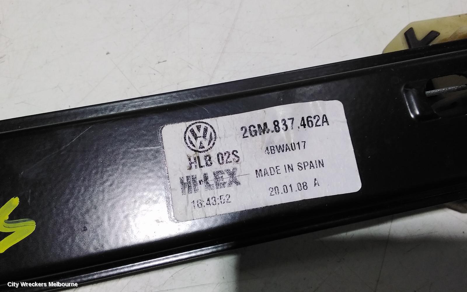 VOLKSWAGEN T-CROSS RIGHT FRONT WINDOW REG/MOTOR, C1, 01/2020 ONWARDS