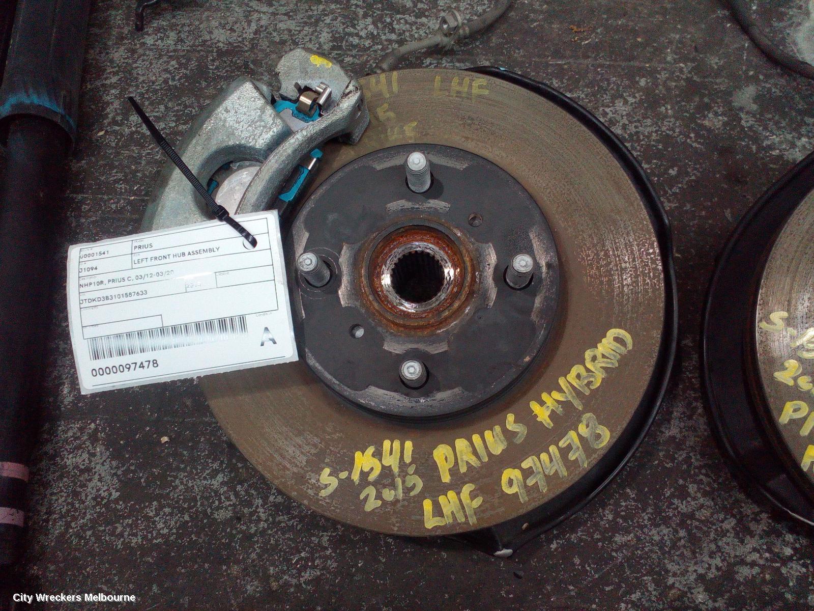 TOYOTA PRIUS LEFT FRONT HUB ASSEMBLY, NHP10R, PRIUS C, 03/2012 - 03/2020