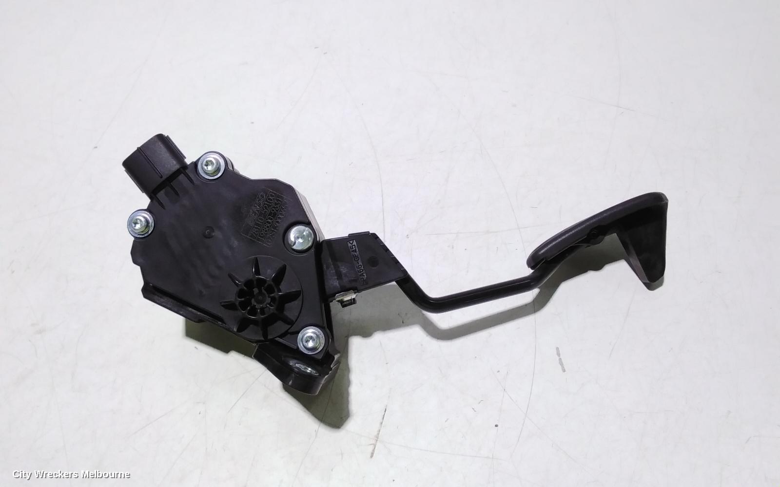 TOYOTA PRIUS PEDAL ASSEMBLY, NHP10, ACCELERATOR PEDAL, 12/2011 - 03/2020