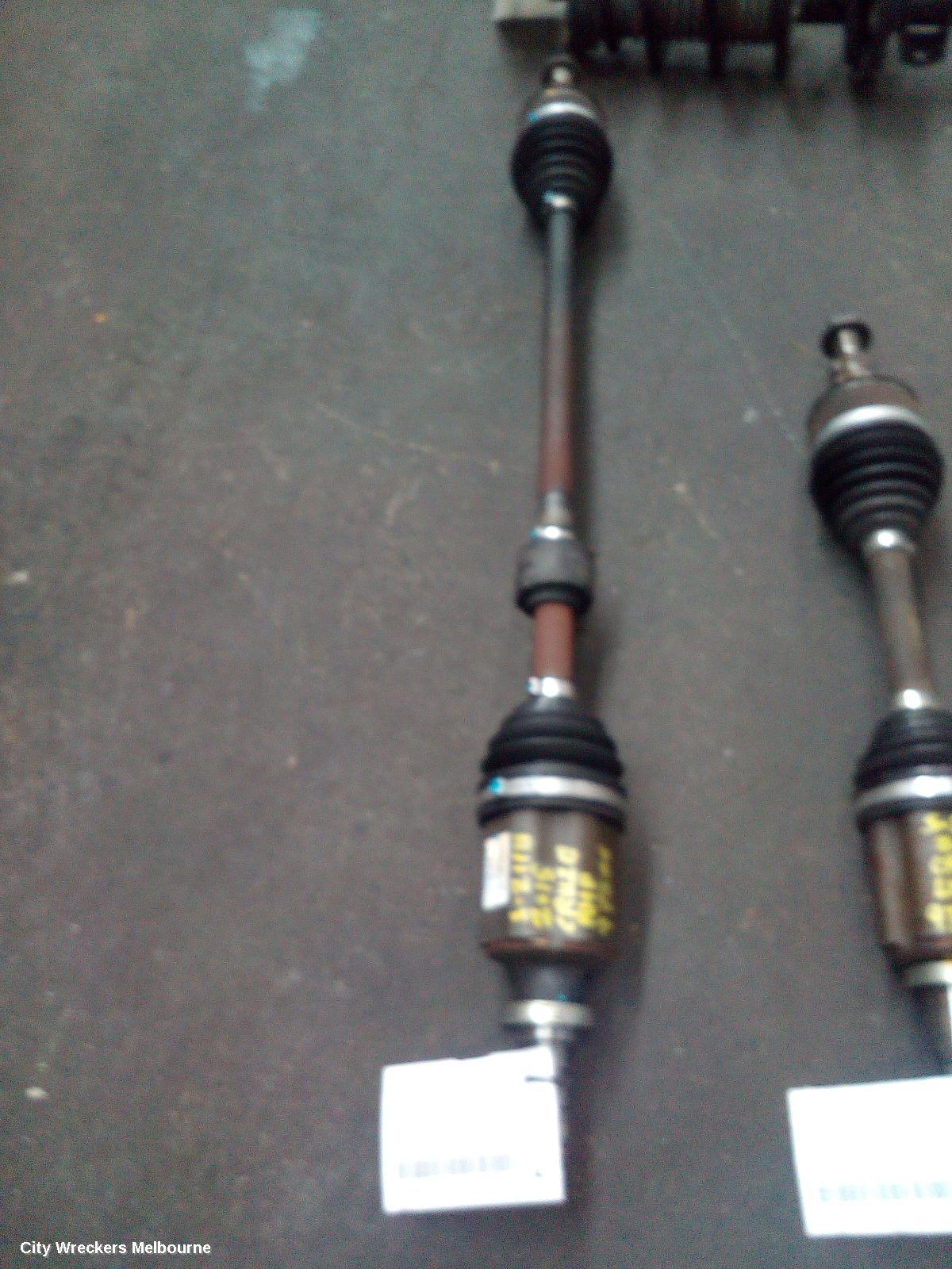 HOLDEN CRUZE RIGHT DRIVESHAFT, AUTO, 1.8, JH, 03/2011 - 01/2017