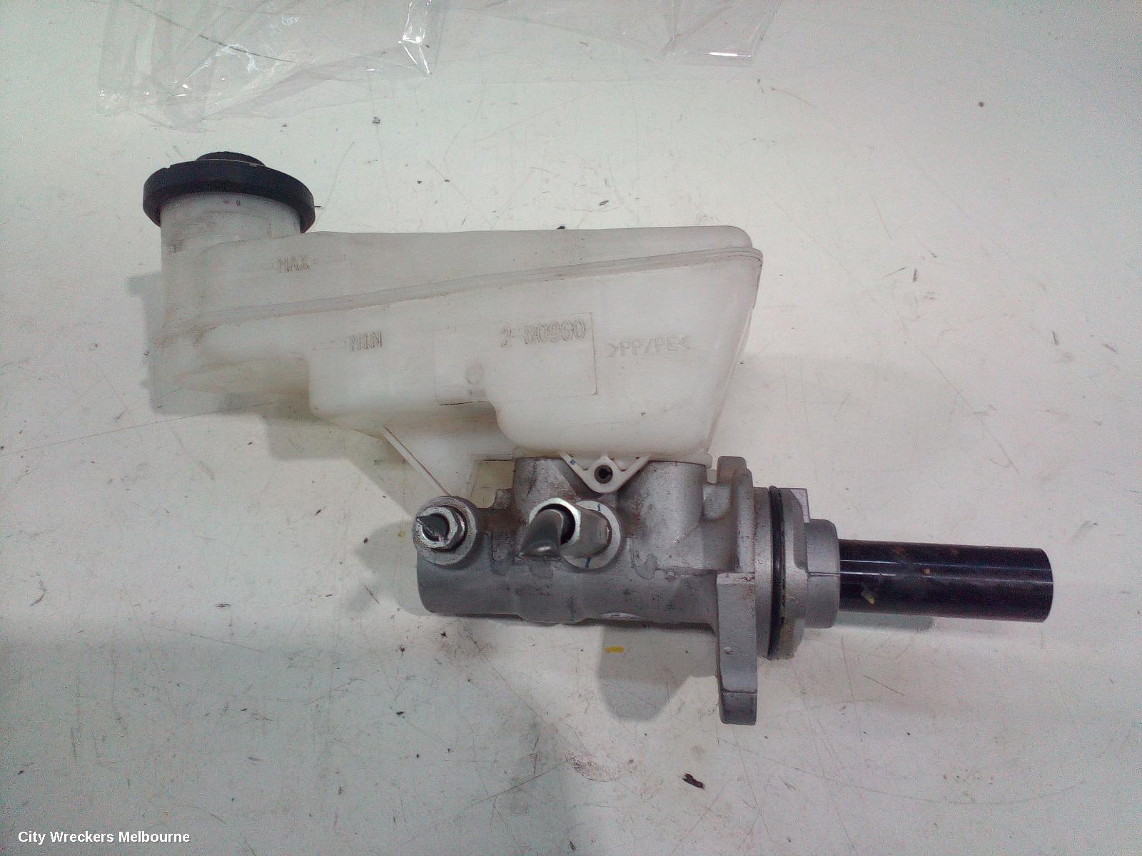 TOYOTA HILUX MASTER CYLINDER, 06/2015 - 09/2025