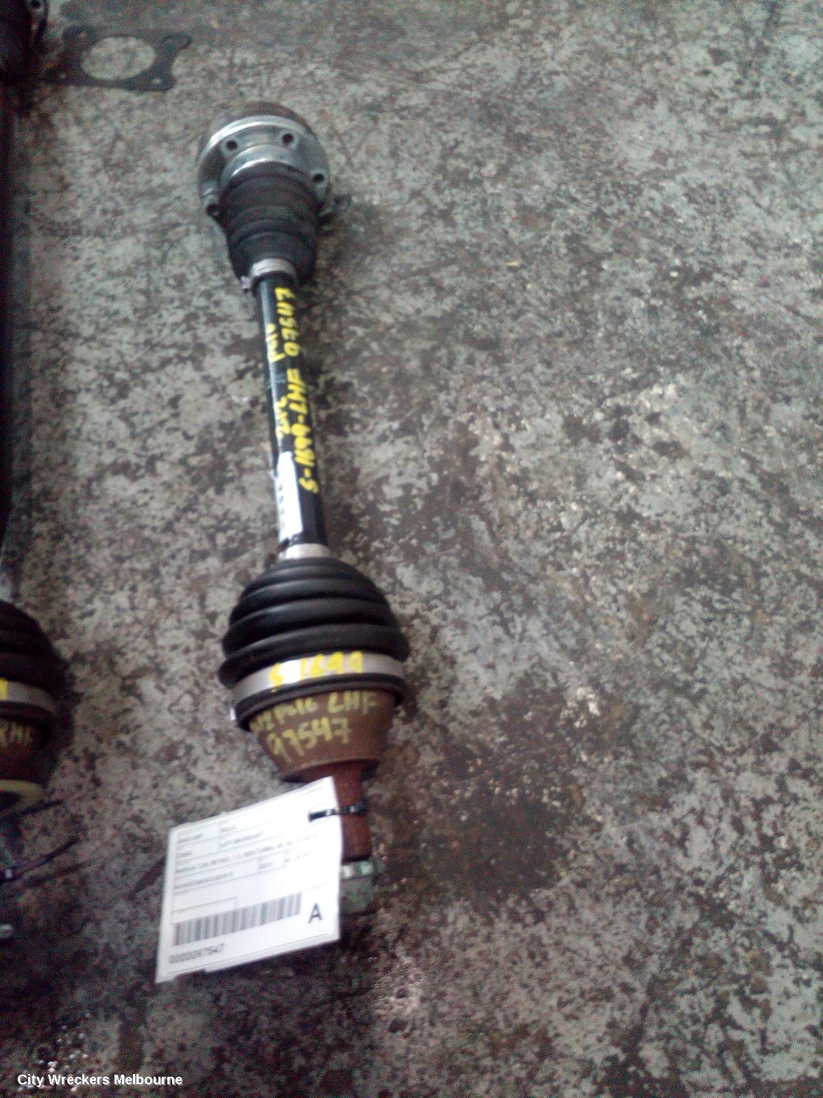 VOLKSWAGEN POLO LEFT DRIVESHAFT, MANUAL T/M, PETROL, 1.4, NON TURBO, 6R, 05/2010 - 05/2014