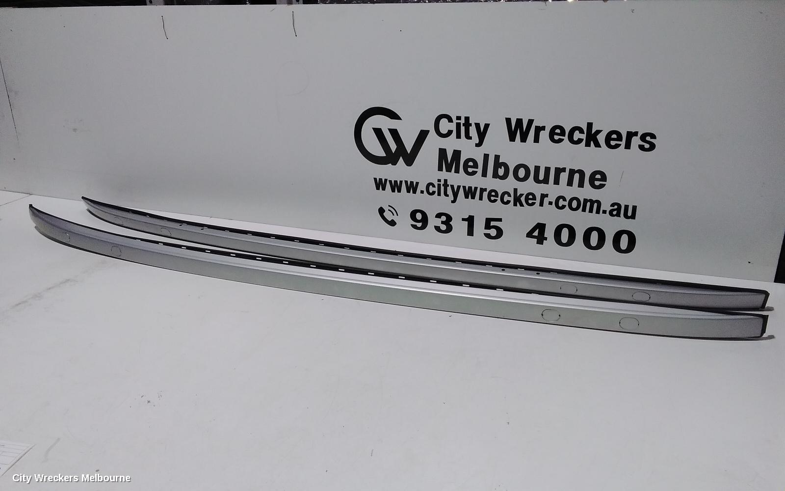 HYUNDAI TUCSON ROOF RAIL