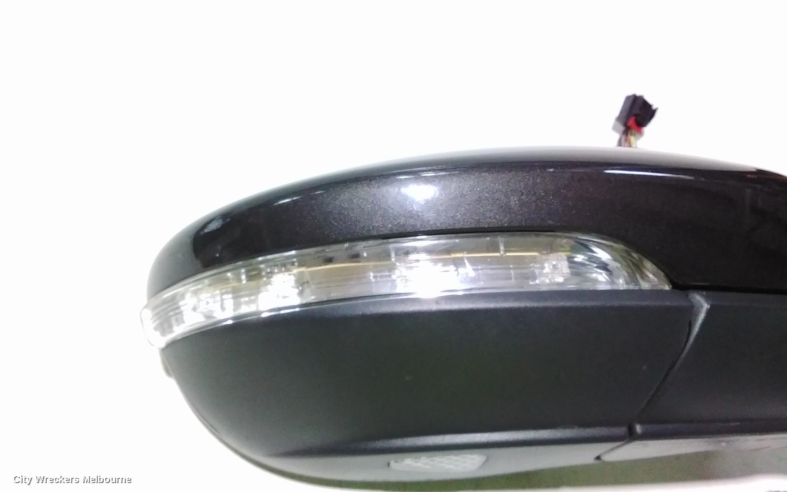 VOLKSWAGEN PASSAT RIGHT DOOR MIRROR, 3C/MK6 B7, MANUAL FOLD, NON LANE CHANGE ASSIST TYPE (6XU/7Y0), 09/2010 - 05/2015