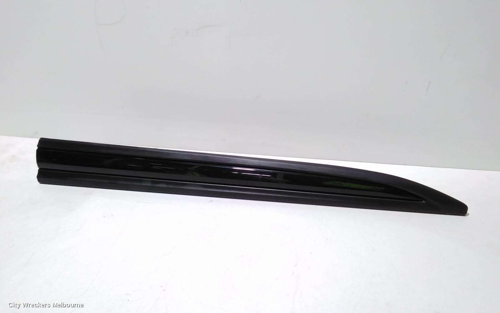 MITSUBISHI OUTLANDER DOOR MOULD, RHF DOOR MOULD: 97649, ZK, 04/2015 - 07/2021