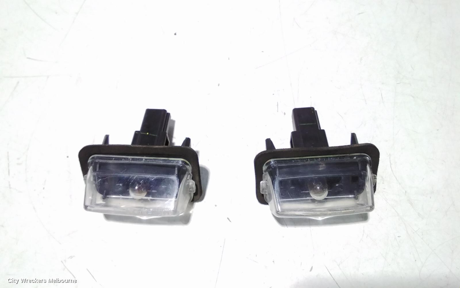 TOYOTA KLUGER NUMBER PLATE LAMP, XU50 SERIES, 03/2014 - 02/2021