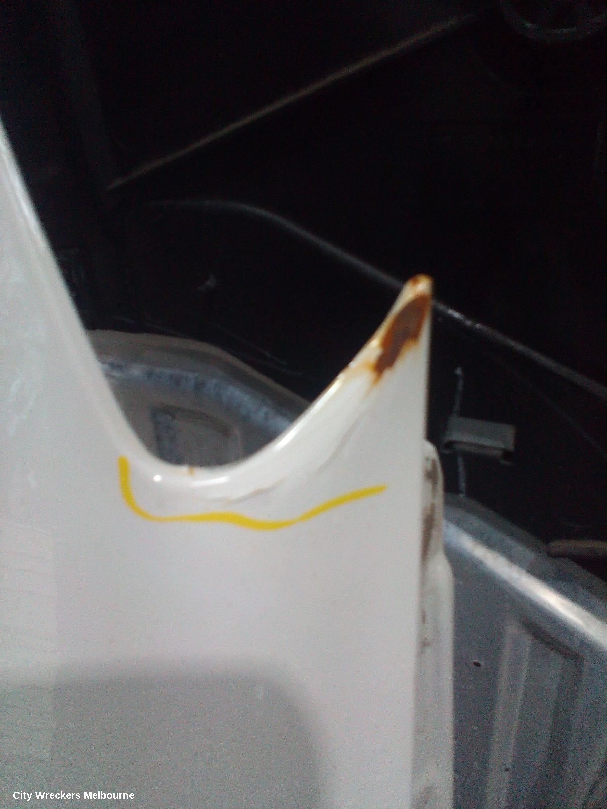 HYUNDAI TUCSON LEFT GUARD, TL, NON INDICATOR TYPE, 07/2015 - 01/2021