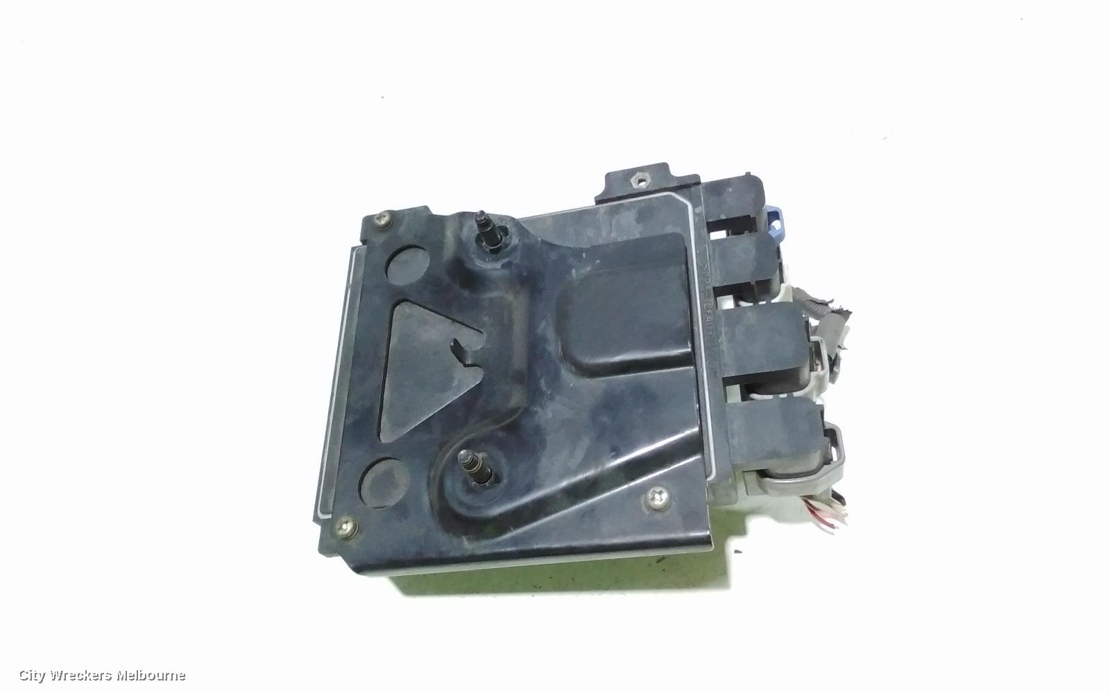TOYOTA HIACE, TRH/KDH 03/2005 - 04/2019, 89871-26030  INJECTOR DRIVER MODULE: 97794