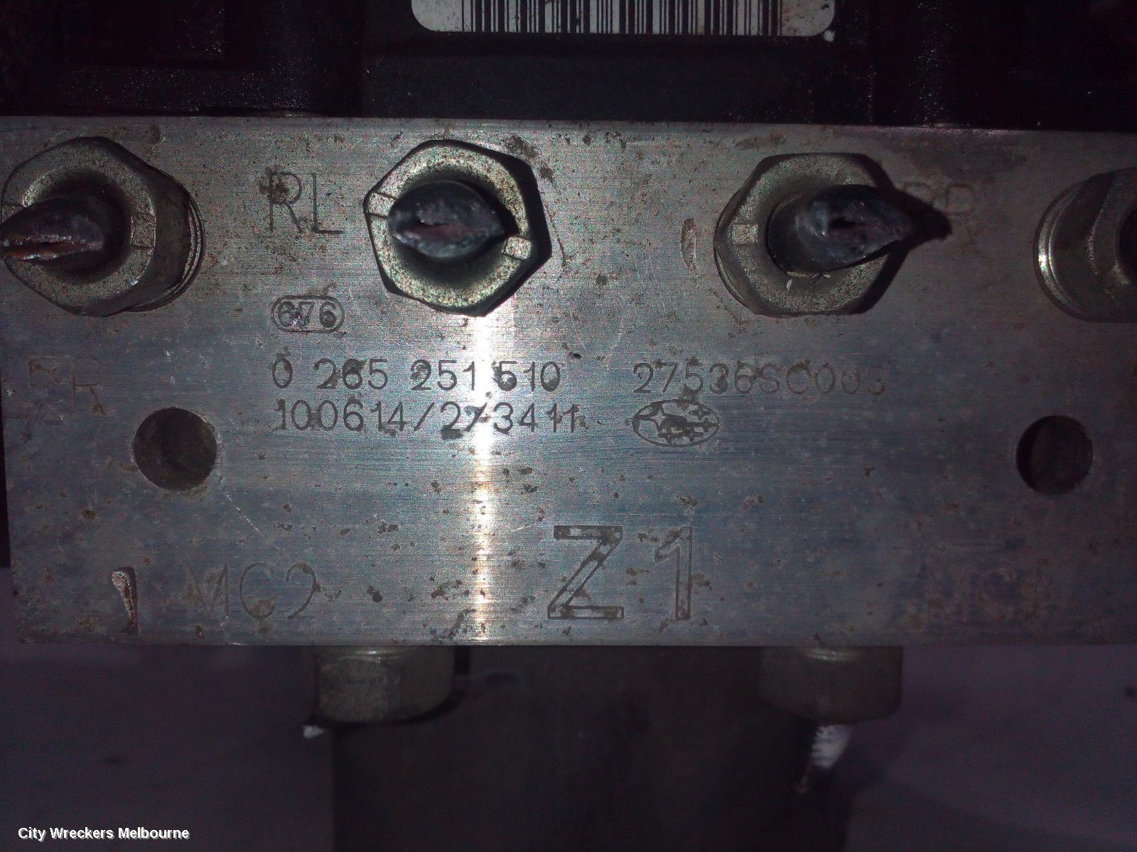 SUBARU FORESTER ABS PUMP/MODULATOR, P/N 27596SC012, VDC TYPE, 02/2008 - 12/2012