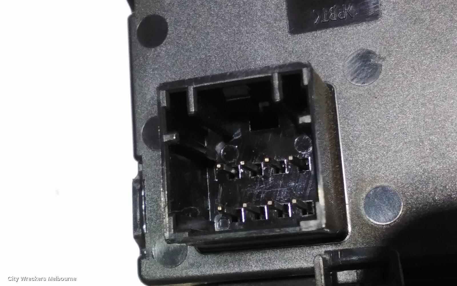 HOLDEN COLORADO COMBINATION SWITCH, WIPER SWITCH, RG UTE, 01/2012 - 12/2020