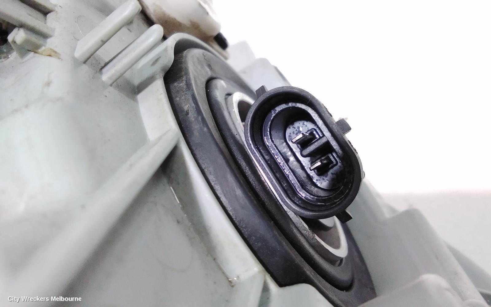 HYUNDAI VELOSTER RIGHT INDICATOR/FOG/SIDE, BUMPER FOGLAMP, FS, TURBO TYPE, 07/2012 - 02/2018