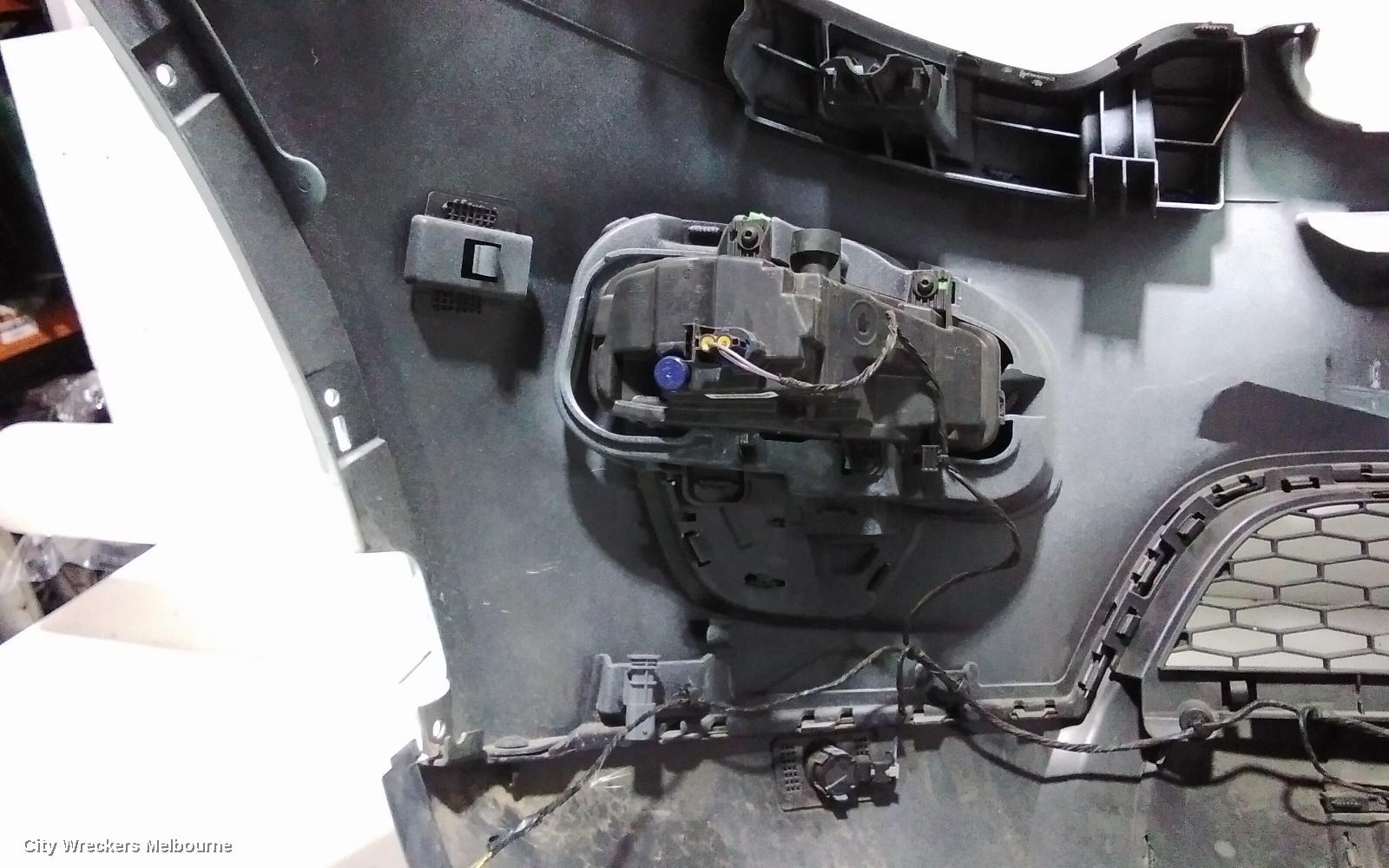 LAND ROVER DISCOVERY SPORT FRONT BUMPER, L550, NON PARK SENSOR, W/ HEADLAMP WASHER TYPE, 01/2015 - 06/2019