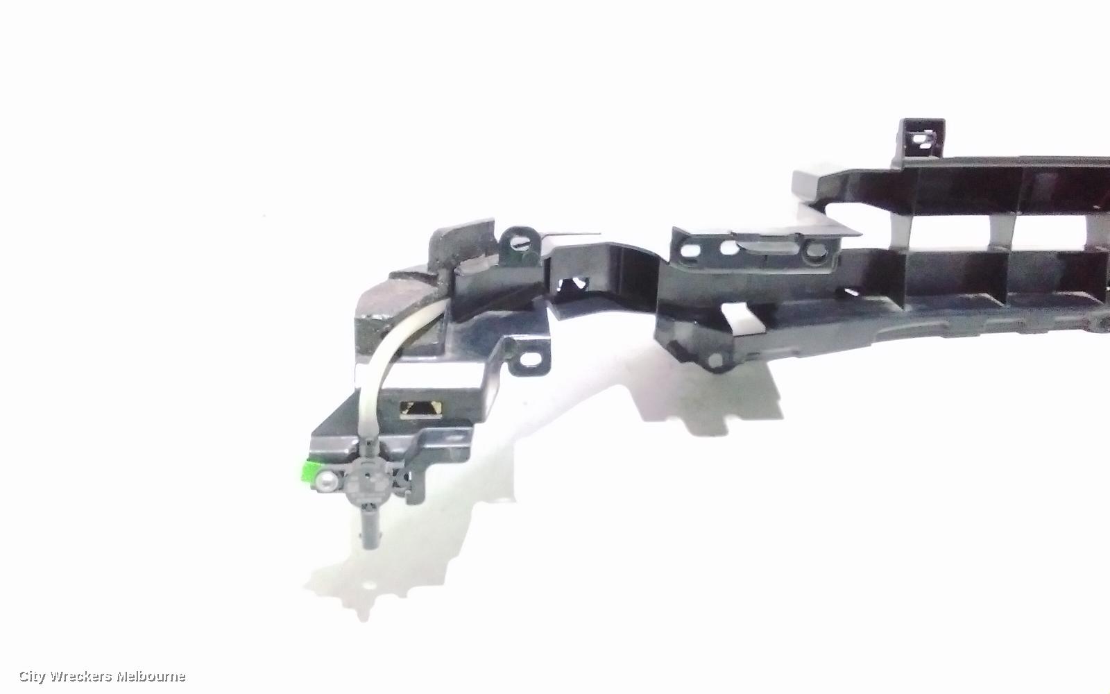 LAND ROVER DISCOVERY SPORT F/BAR REINFORC/BRACK, REINFORCEMENT, L550, 01/2015 - 06/2019