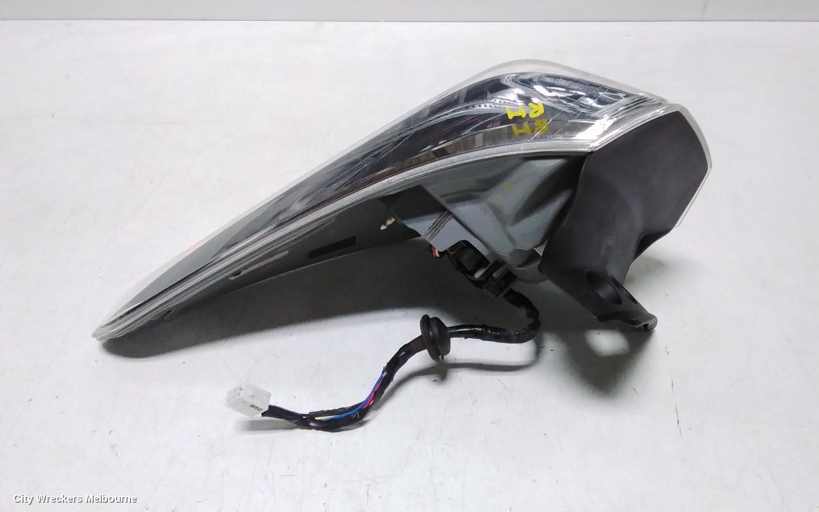 TOYOTA KLUGER RIGHT TAILLIGHT, GSU50/GSU55, 03/2014 - 10/2016