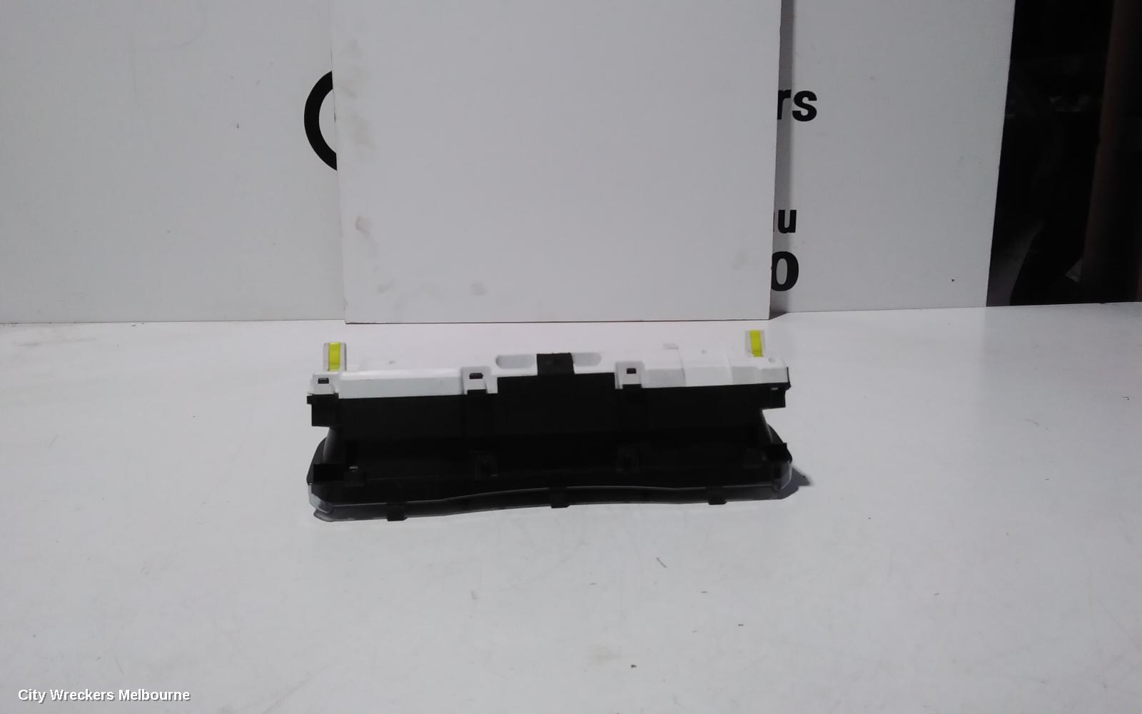 TOYOTA KLUGER INSTRUMENT CLUSTER, INSTRUMENT CLUSTER, GX/GXL, GSU50/GSU55, 03/2014 - 10/2016