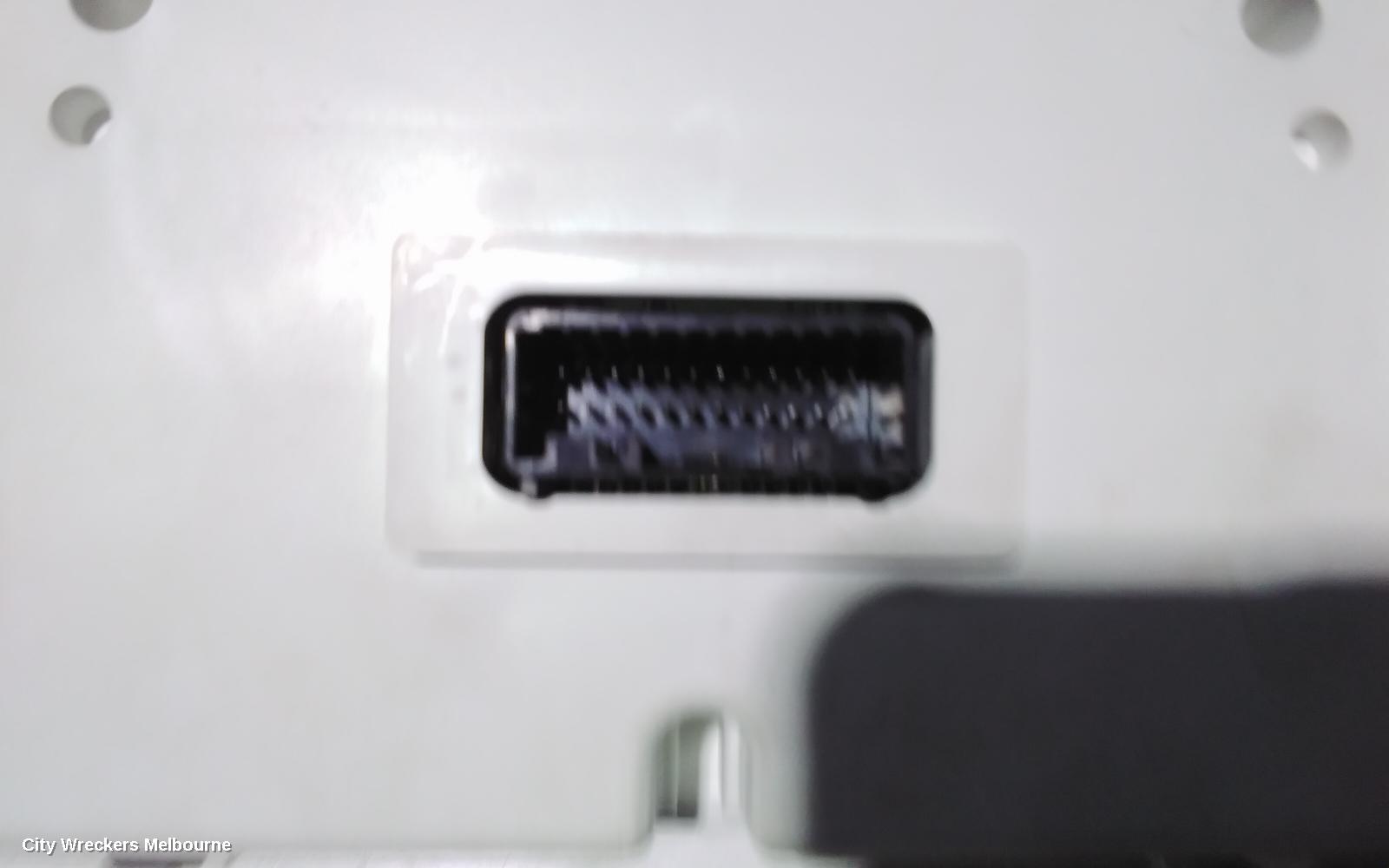 TOYOTA KLUGER INSTRUMENT CLUSTER, INSTRUMENT CLUSTER, GX/GXL, GSU50/GSU55, 03/2014 - 10/2016