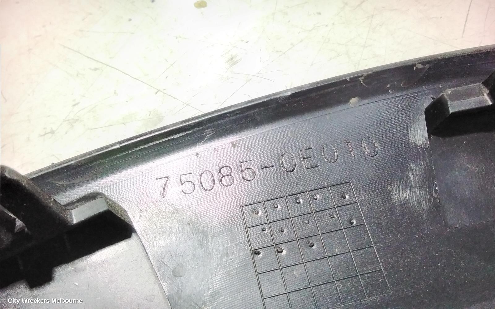 TOYOTA KLUGER WHEEL ARCH FLARE, RH FRONT, WHEEL ARCH MOULD, GSU50-GSU55, 03/2014 - 02/2021