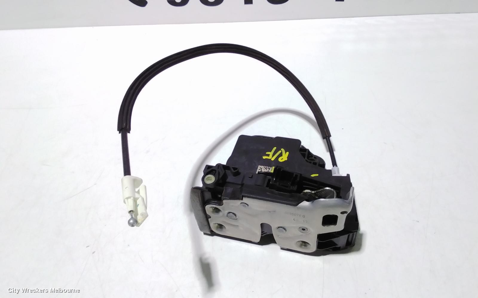 HOLDEN EQUINOX DOOR/BOOT/GATE LOCK, RIGHT FRONT DOOR LOCK, EQ, 09/2017 - 12/2020