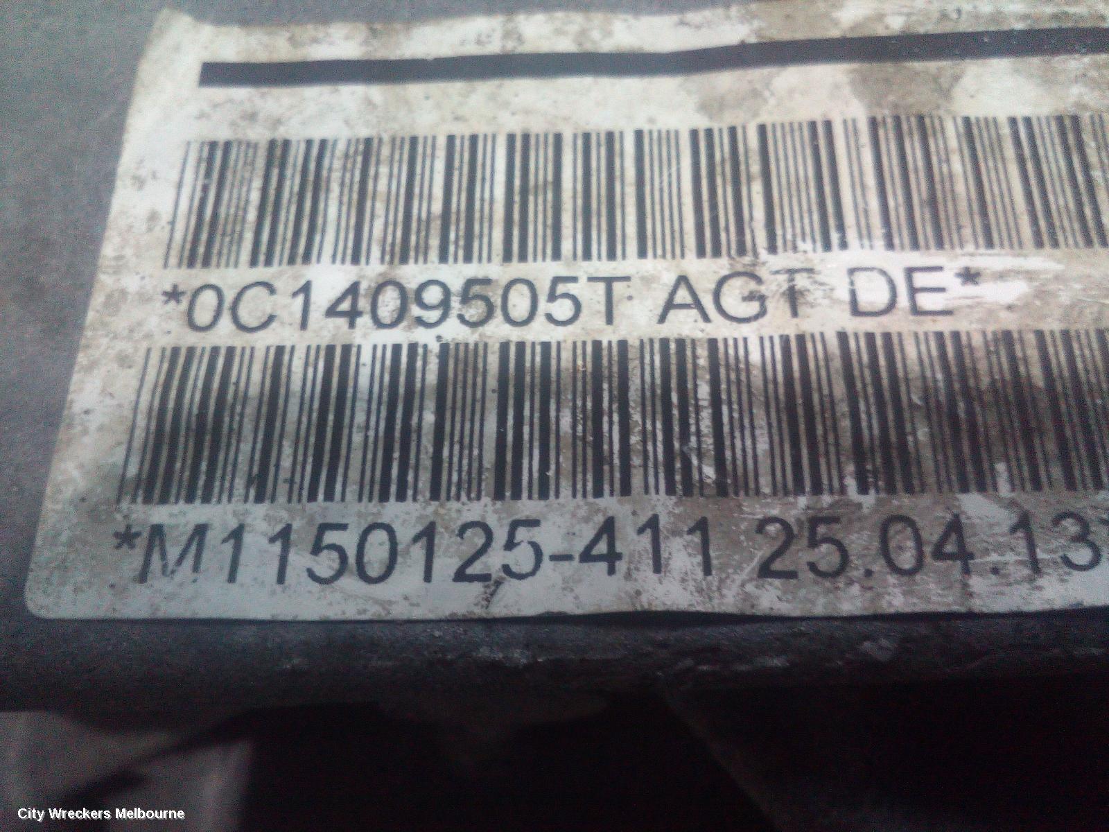 VOLKSWAGEN AMAROK DIFFERENTIAL CENTRE, FRONT, AUTO T/M TYPE, 3.7 RATIO, 12/2010 ONWARDS
