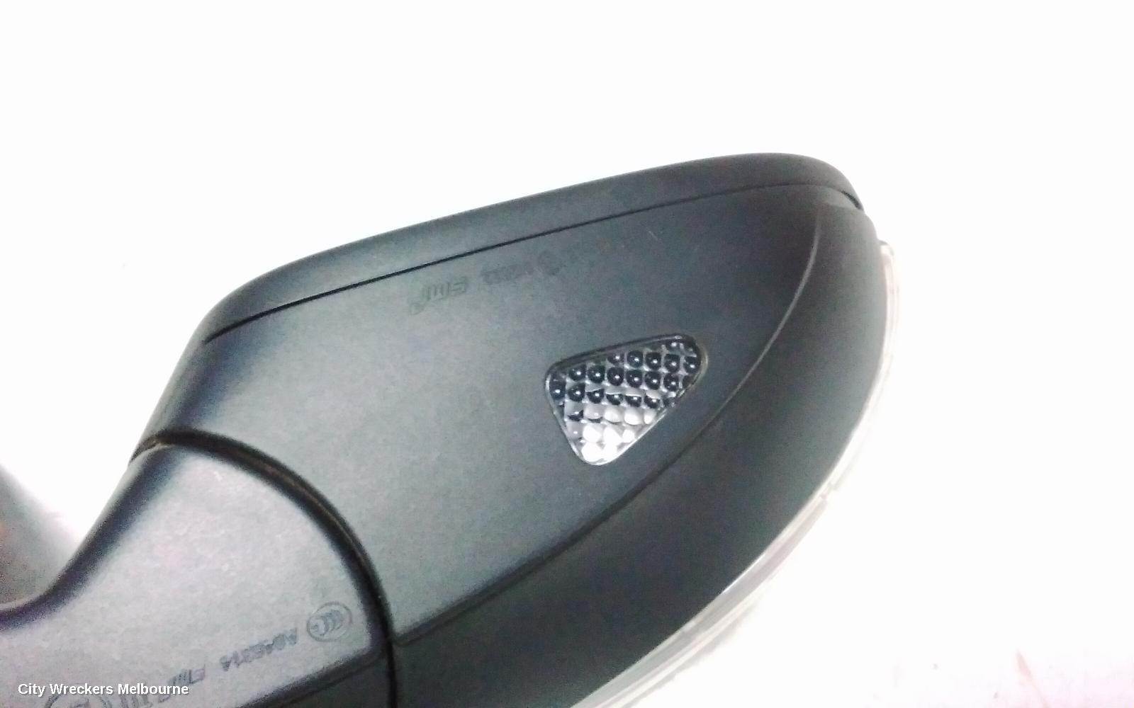 VOLKSWAGEN PASSAT RIGHT DOOR MIRROR, 3C/MK6 B7, POWER FOLD, NON LANE CHANGE ASSIST TYPE (6XT/7Y0), 09/2010 - 05/2015