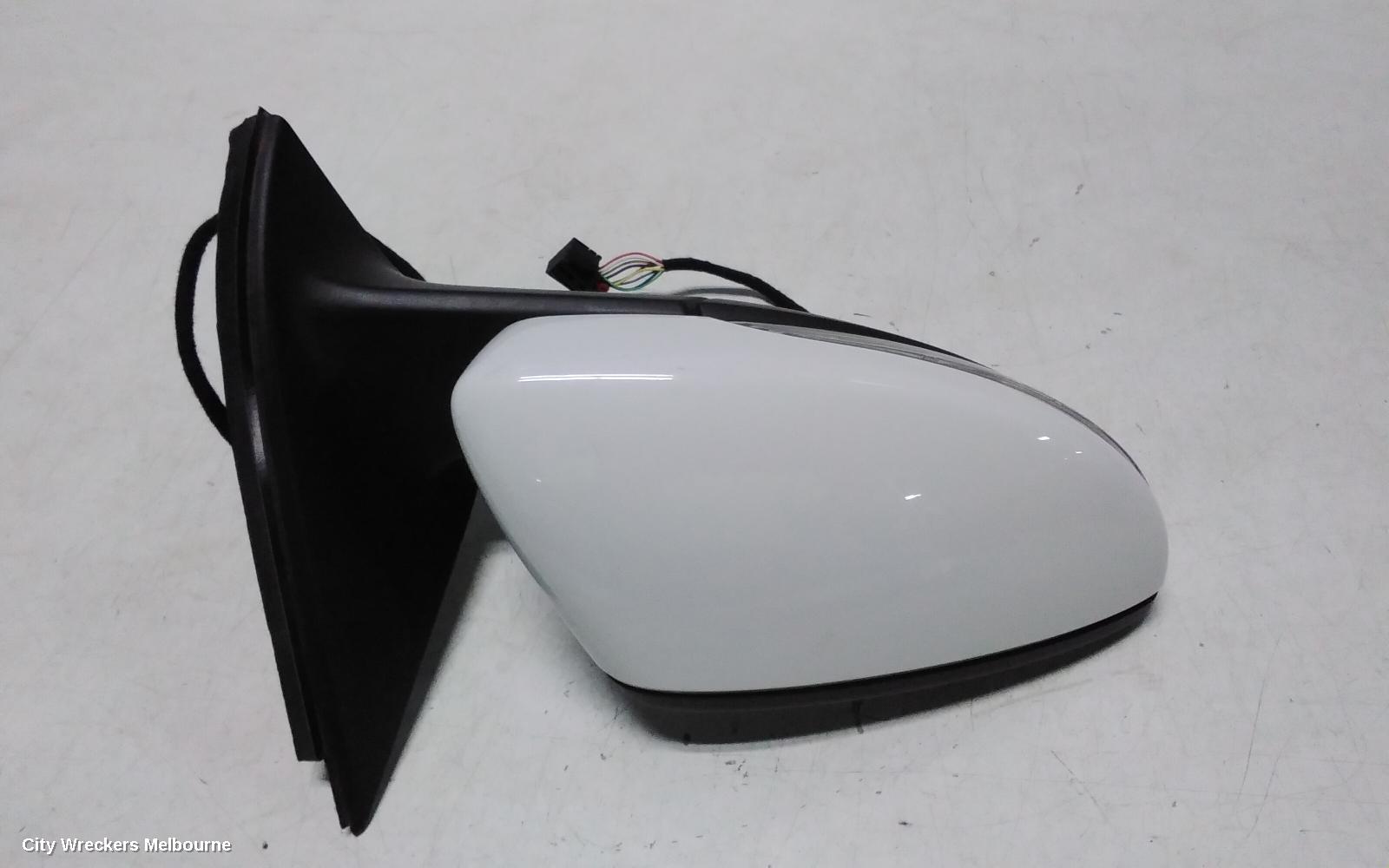 VOLKSWAGEN PASSAT RIGHT DOOR MIRROR, 3C/MK6 B7, POWER FOLD, NON LANE CHANGE ASSIST TYPE (6XT/7Y0), 09/2010 - 05/2015