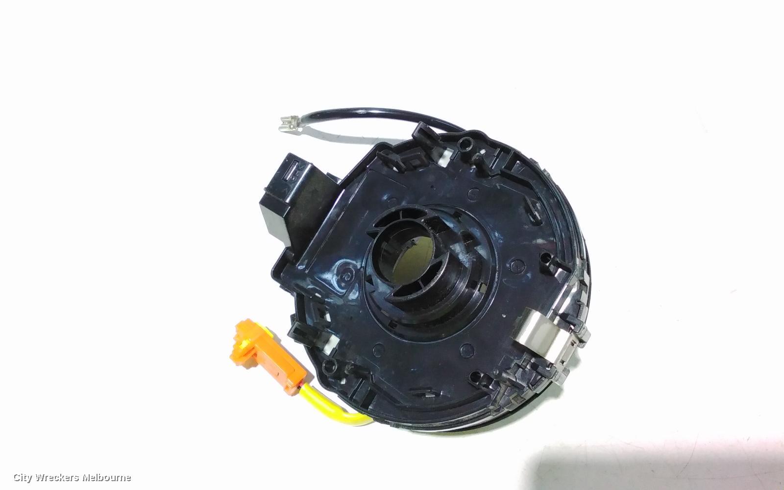 TOYOTA HIACE AIRBAG MODULE/SENSOR, CLOCKSPRING, TRH/KDH, 03/2005 - 01/2014