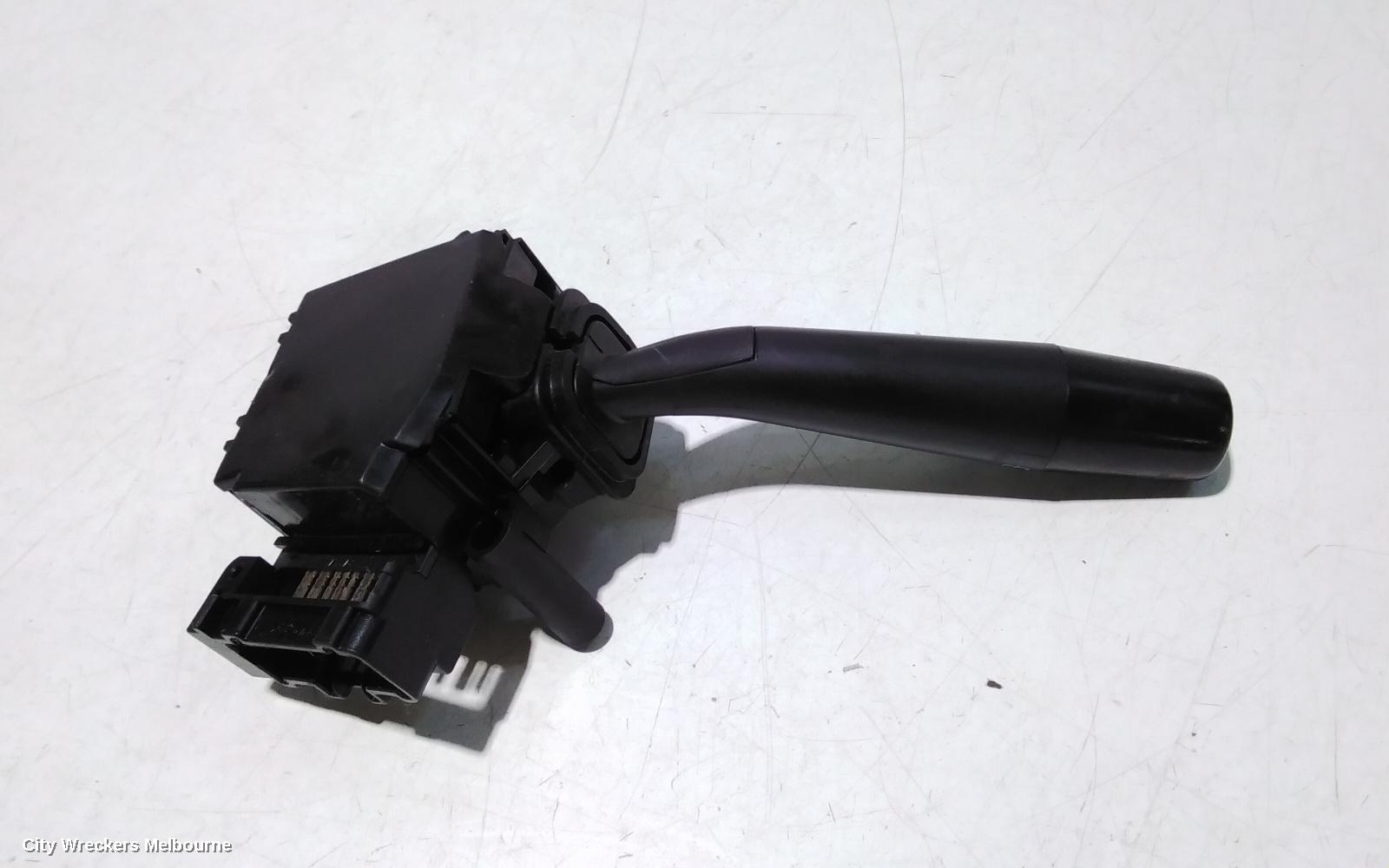 TOYOTA HIACE COMBINATION SWITCH, WIPER SWITCH, TRH/KDH, 03/2005 - 01/2014