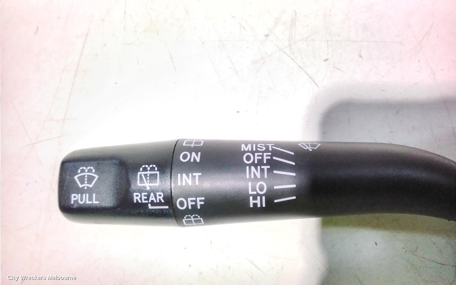 TOYOTA HIACE COMBINATION SWITCH, WIPER SWITCH, TRH/KDH, 03/2005 - 01/2014
