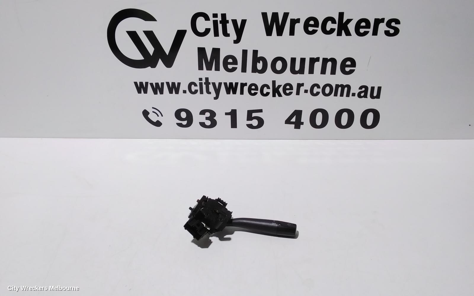 TOYOTA HIACE COMBINATION SWITCH, FLASHER SWITCH, TRH/KDH, 03/2005 - 01/2014