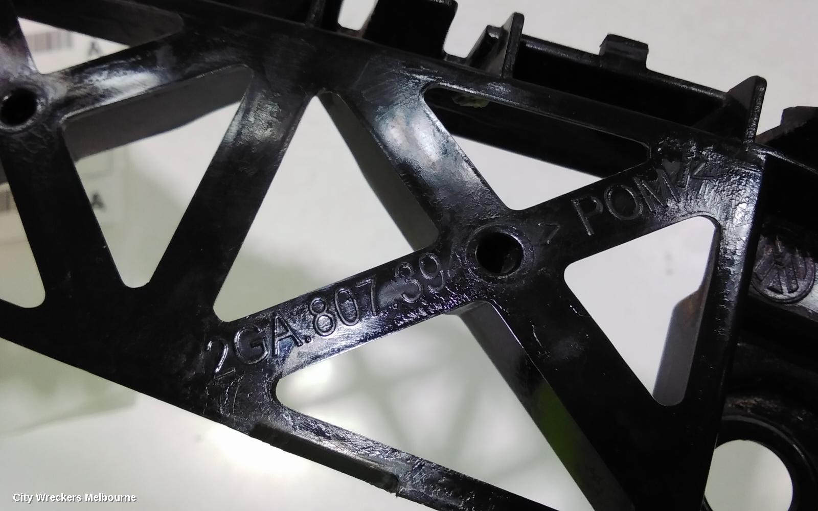 VOLKSWAGEN T-ROC, A1, 03/2020 - 12/2025, RHR BAR SLIDER: 97928